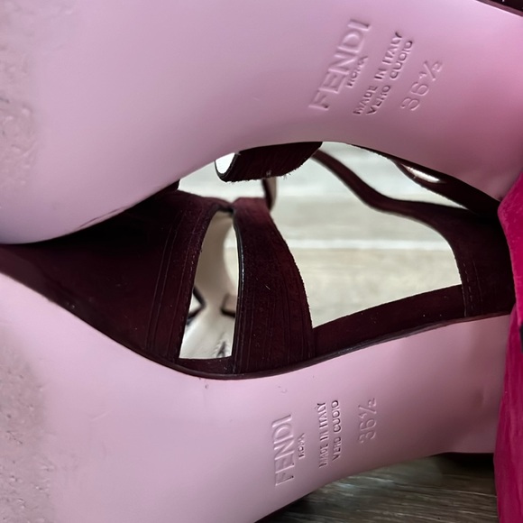 Fendi suede heels - Picture 8 of 10